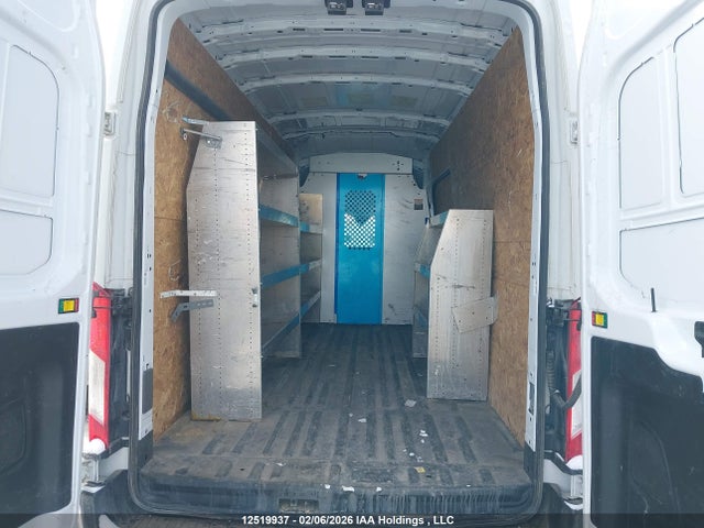 1FTBR3U81NKA27316 Ford Transit T-250