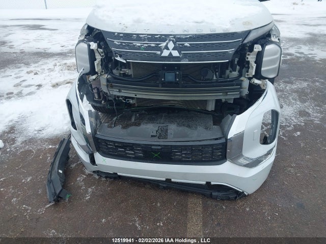 JA4J4VA8XRZ605205 Mitsubishi Outlander Le/se/sel