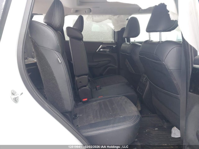 JA4J4VA8XRZ605205 Mitsubishi Outlander Le/se/sel