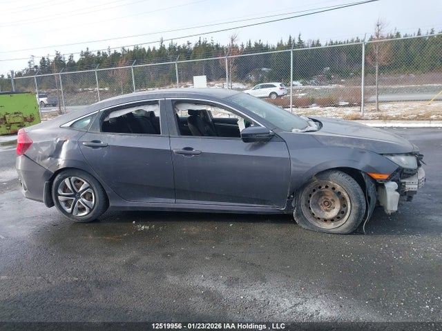 Продажа на аукционе авто 2016 Honda Civic Lx, vin: 2HGFC2F69GH002118, номер лота: 12519956