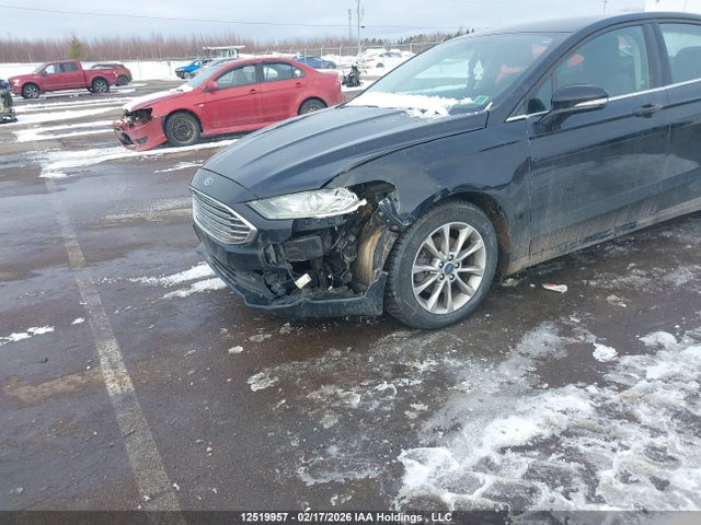 12519957 :رقم المزاد ، 3FA6P0H71HR243096 vin ، 2017 Ford Fusion Se مزاد بيع
