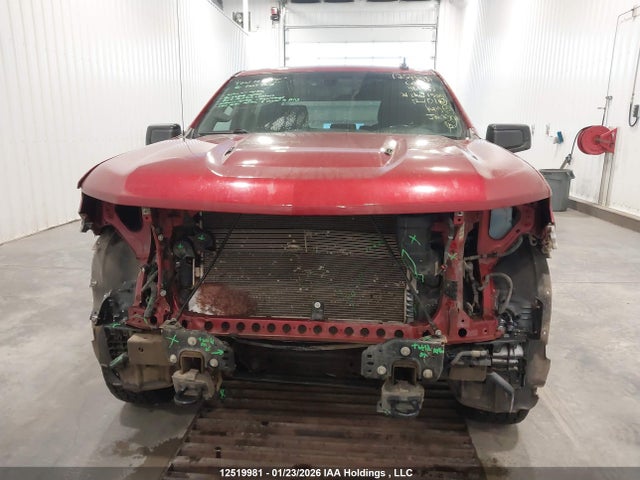 1GCUYEEL9MZ381567 Chevrolet Silverado 1500 Rst