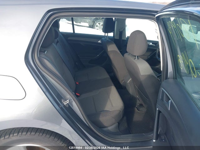 3VWG57AU6MM014138 Volkswagen Golf