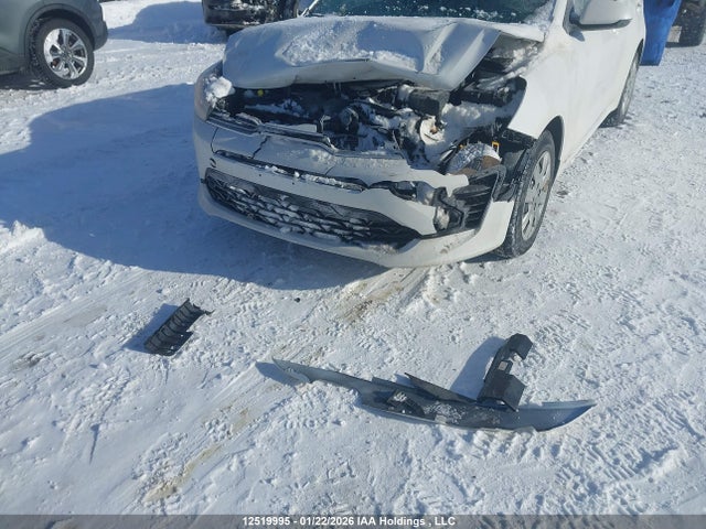 3KPA25AD7NE480419 KIA Rio Lx Premium/lx+