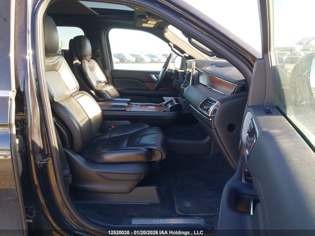 5LMJJ2LT6KEL07464 Lincoln Navigator Reserve