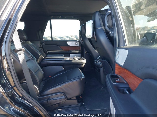 5LMJJ2LT6KEL07464 Lincoln Navigator Reserve