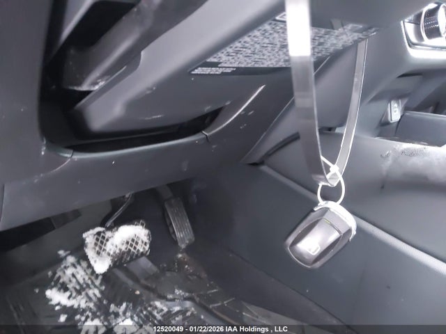 3CZRZ2H30RM102670 Honda HR-V LX