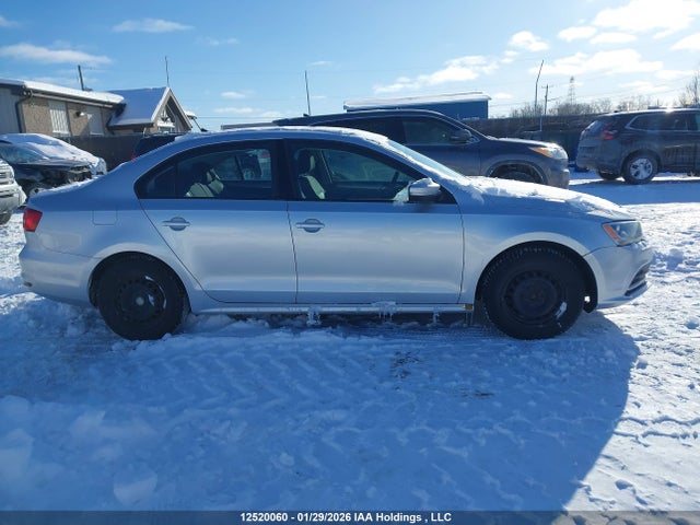 3VW2K7AJXFM308394 Volkswagen Jetta 2.0l Trendline/2.0l Trendline+