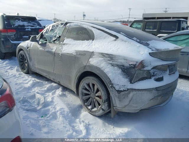7SAYGDEF2NF452479 Tesla Model Y Performance