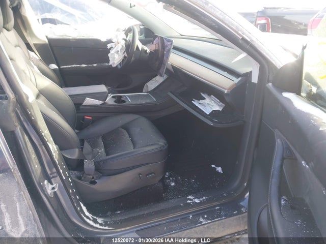7SAYGDEF2NF452479 Tesla Model Y Performance