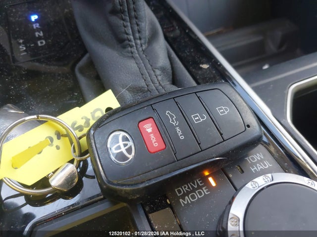12520102 :رقم المزاد ، 5TFLA5DB9PX128953 vin ، 2023 Toyota Tundra Sr مزاد بيع