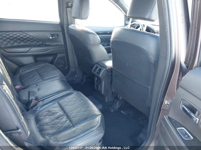 JA4J2VA74NZ612738 Mitsubishi Outlander Sel/le/gt