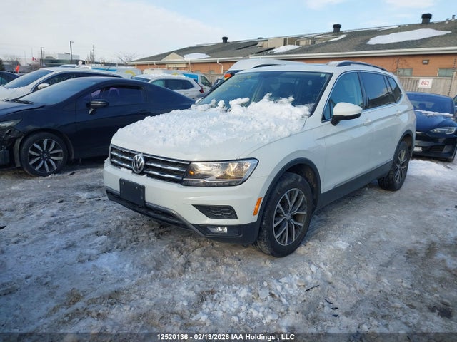 3VV2B7AX2LM043667 Volkswagen Tiguan
