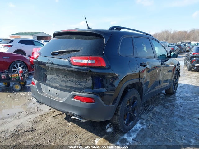 1C4PJLAS2HW577084 Jeep Cherokee