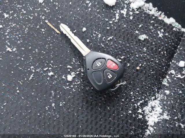 12520160 :رقم المزاد ، 2T1KU4EE2DC033683 vin ، 2013 Toyota Corolla Matrix مزاد بيع