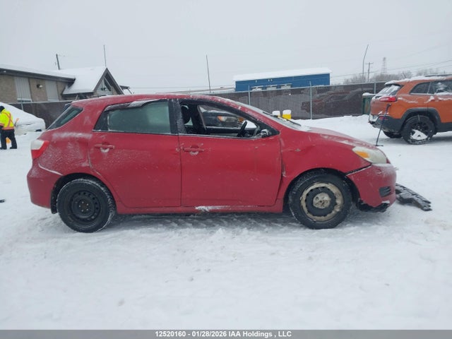 12520160 :رقم المزاد ، 2T1KU4EE2DC033683 vin ، 2013 Toyota Corolla Matrix مزاد بيع