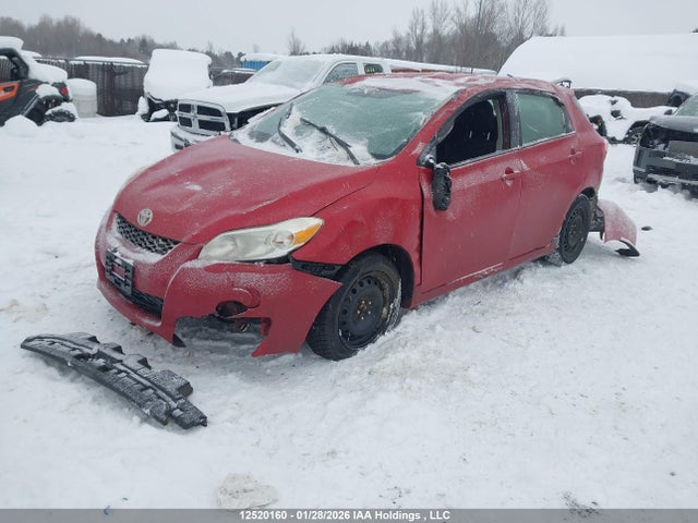 12520160 :رقم المزاد ، 2T1KU4EE2DC033683 vin ، 2013 Toyota Corolla Matrix مزاد بيع