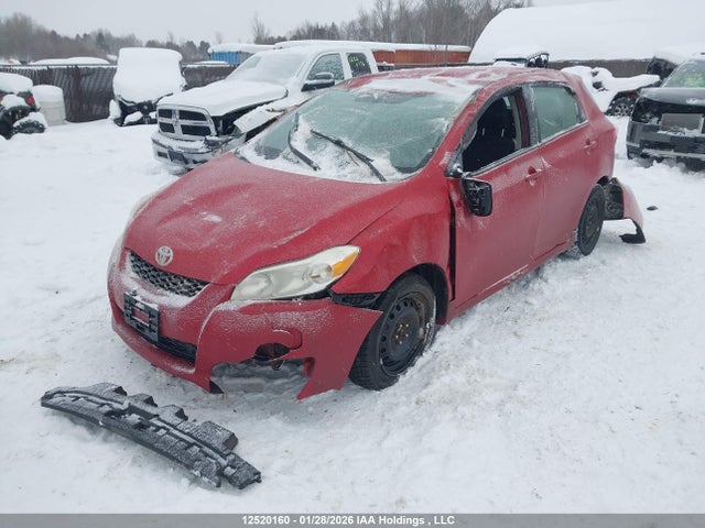 12520160 :رقم المزاد ، 2T1KU4EE2DC033683 vin ، 2013 Toyota Corolla Matrix مزاد بيع