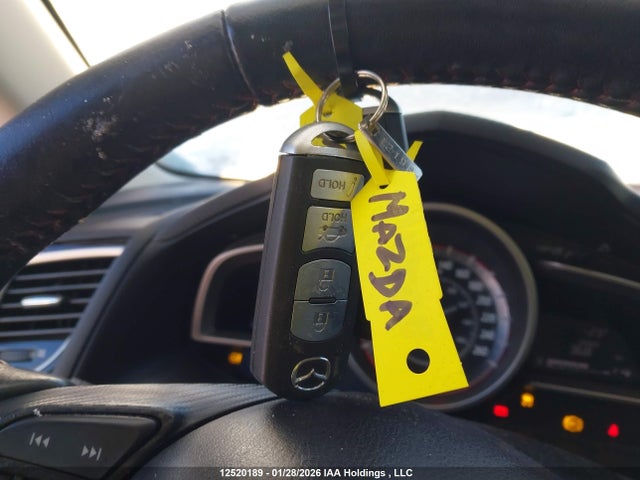3MZBM1V71FM188281 Mazda 3 TOURING