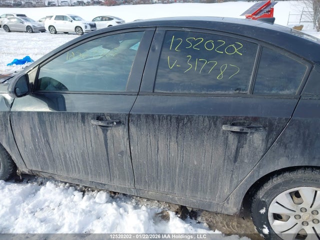 1G1PL5SH9E7317787 Chevrolet Cruze