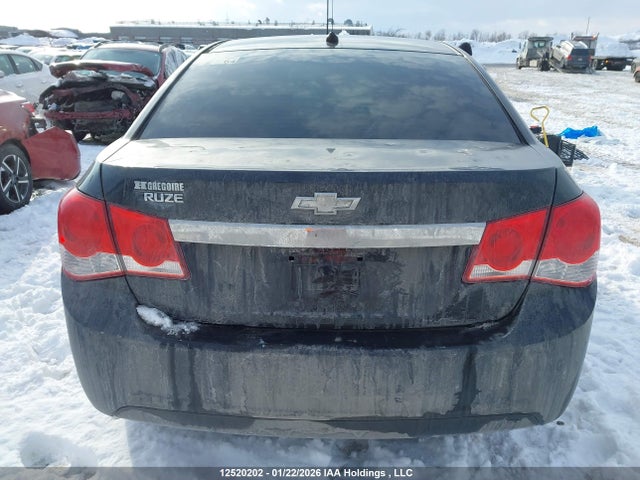 1G1PL5SH9E7317787 Chevrolet Cruze