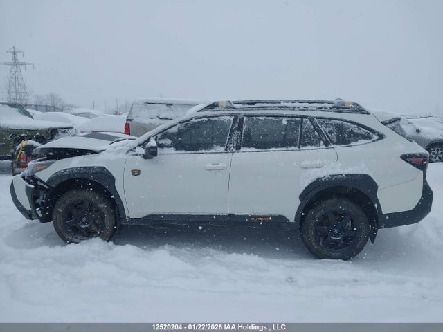 4S4BTHTD1N3173783 Subaru Outback Wilderness