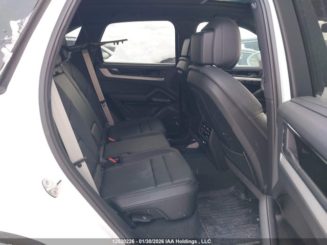 Porsche Cayenne 2025 WP1AA2AY9SDA00512 Image 8