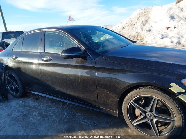 55SWF4KB1HU227885 Mercedes-Benz C 300 4matic
