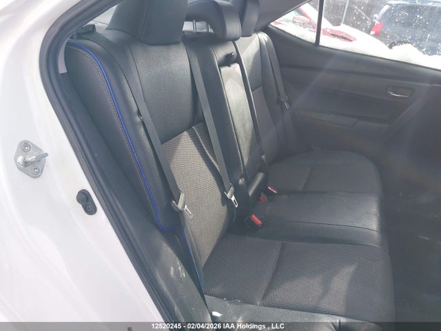 2T1BURHE6KC165142 Toyota Corolla