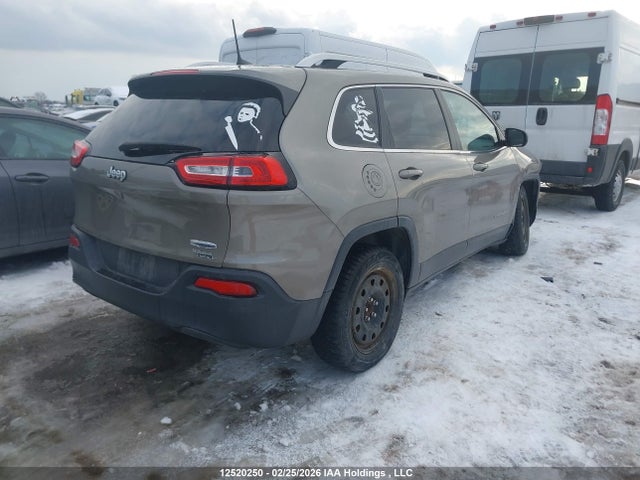 1C4PJLCB4HW619185 Jeep Cherokee North