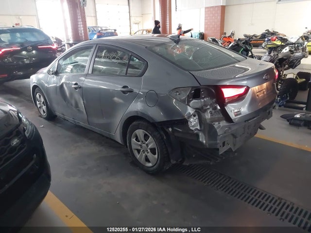 KIA Forte 2017 3KPFL4A77HE091775 Image 3