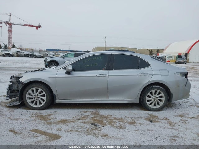 4T1G11AK3NU691571 Toyota CAMRY SE