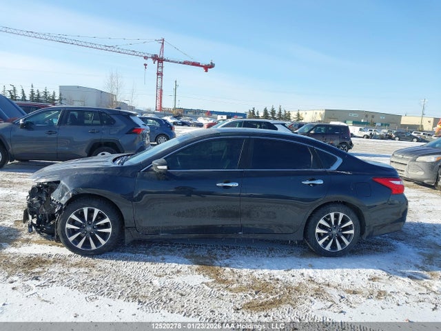 1N4AL3AP8HN312824 Nissan Altima 2.5/s/sv/sl/sr