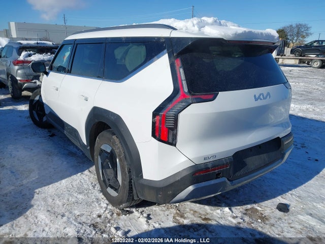 Продажа на аукционе авто 2025 Kia Ev9 Land, vin: KNDAFFS57S6055124, номер лота: 12520282