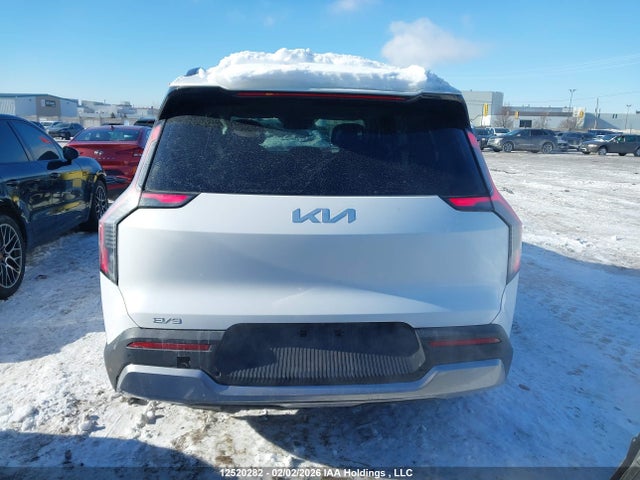 Продажа на аукционе авто 2025 Kia Ev9 Land, vin: KNDAFFS57S6055124, номер лота: 12520282