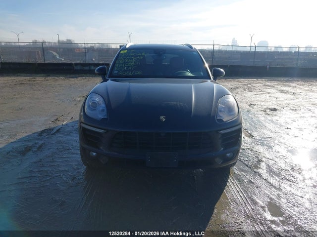 WP1AB2A56JLB33610 Porsche MACAN S