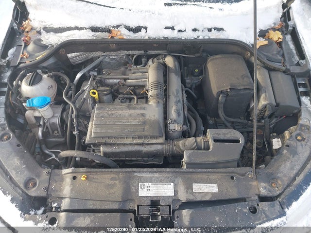 3VW167AJ8HM400008 Volkswagen JETTA S