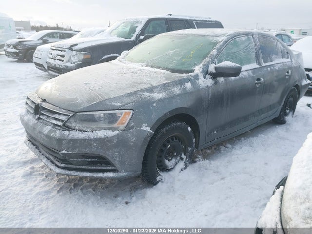 3VW167AJ8HM400008 Volkswagen JETTA S