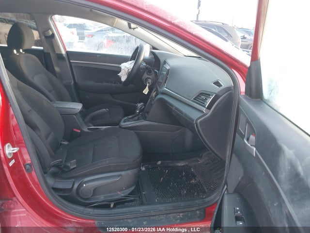 5NPD74LFXHH061973 Hyundai ELANTRA SE