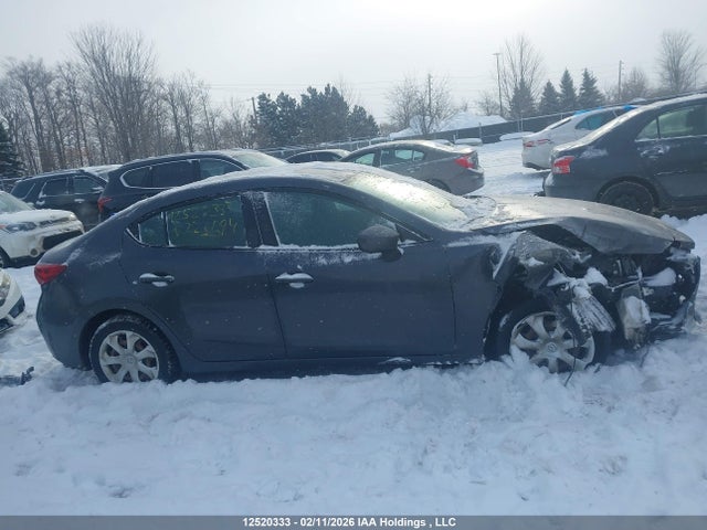 3MZBM1U7XFM223594 Mazda 3 SPORT