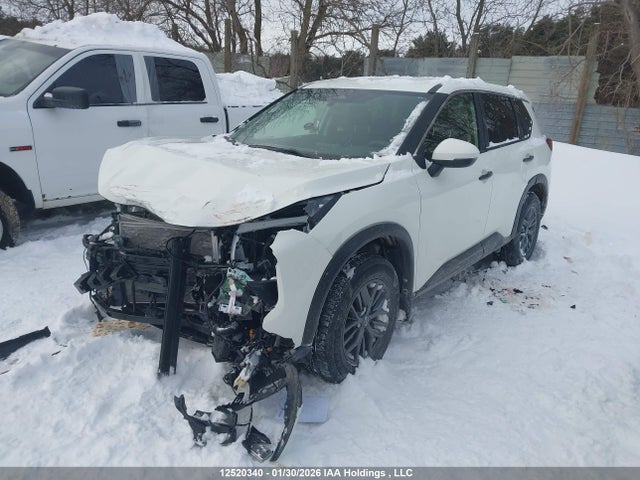 JN8BT3AB2RW288040 Nissan ROGUE S