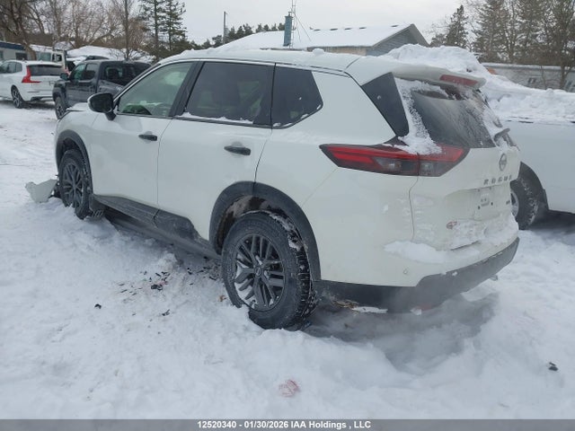 JN8BT3AB2RW288040 Nissan ROGUE S