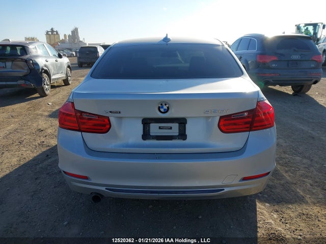 WBA3C3C57EF985430 BMW 320i Xdrive