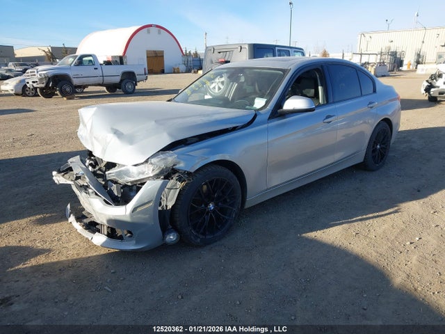 WBA3C3C57EF985430 BMW 320i Xdrive