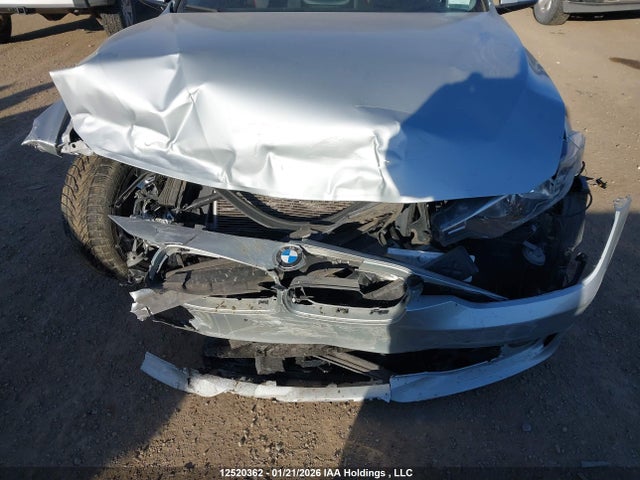 WBA3C3C57EF985430 BMW 320i Xdrive