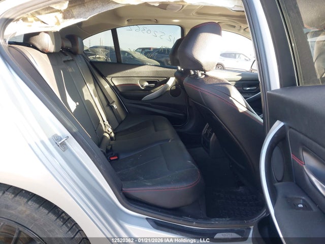 WBA3C3C57EF985430 BMW 320i Xdrive