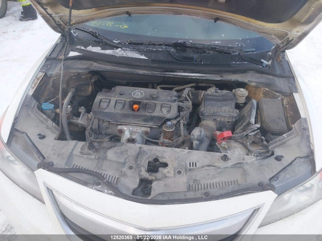 19VDE1F55EE400431 Acura ILX