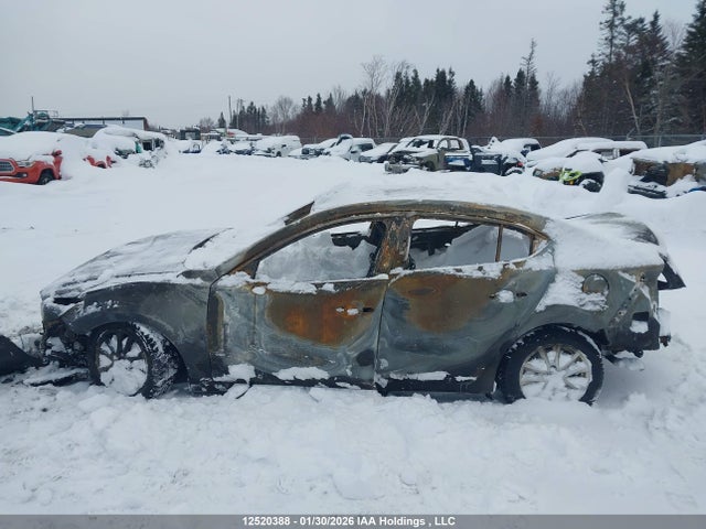 3MZBN1T79JM239793 Mazda 3 SE