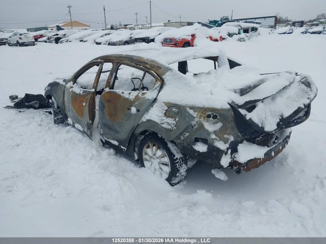 3MZBN1T79JM239793 Mazda 3 SE