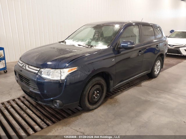 JA4JZ3AX8EZ603525 Mitsubishi Outlander Se